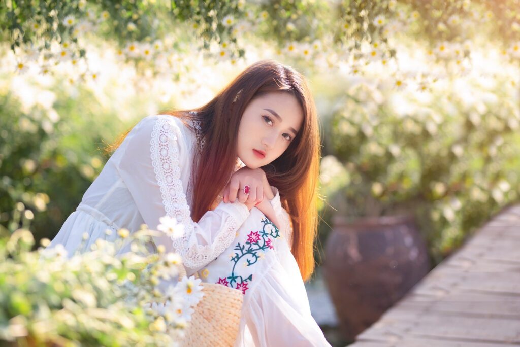 Ảnh Gái Cute Che Mặt – Ký Ức Trực Trọng Của Thời Thanh Xuân Đã Qua